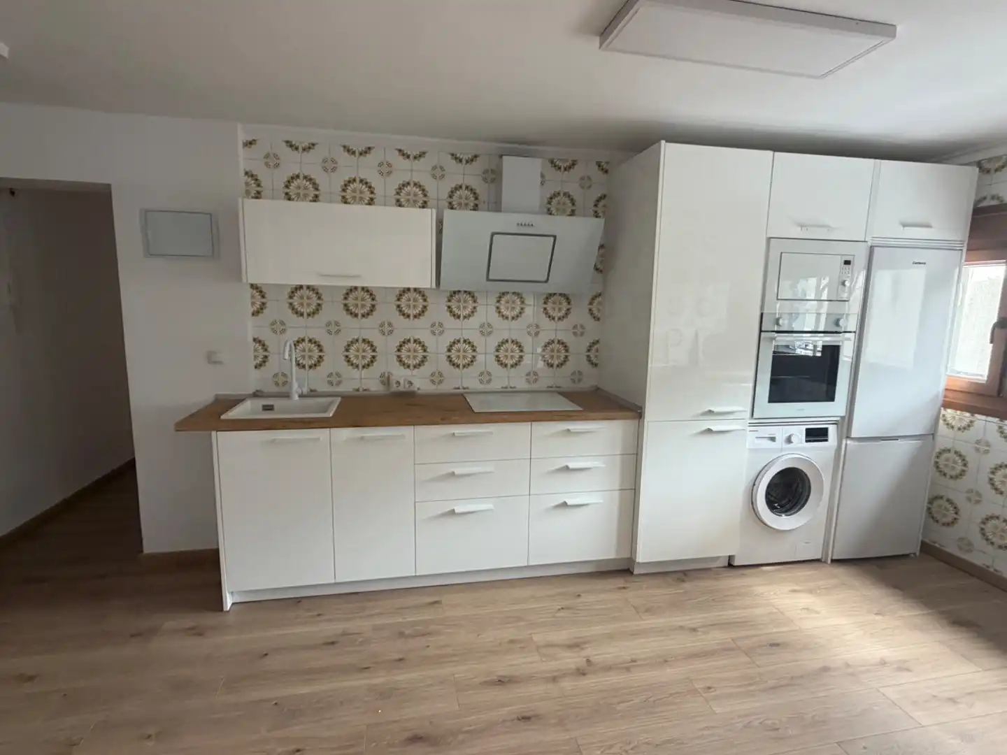 Flat for rent in Calle Evaristo Lavin, Marina de Cudeyo Kitchen of Flat for rent in Marina de Cudeyo with Furnished
