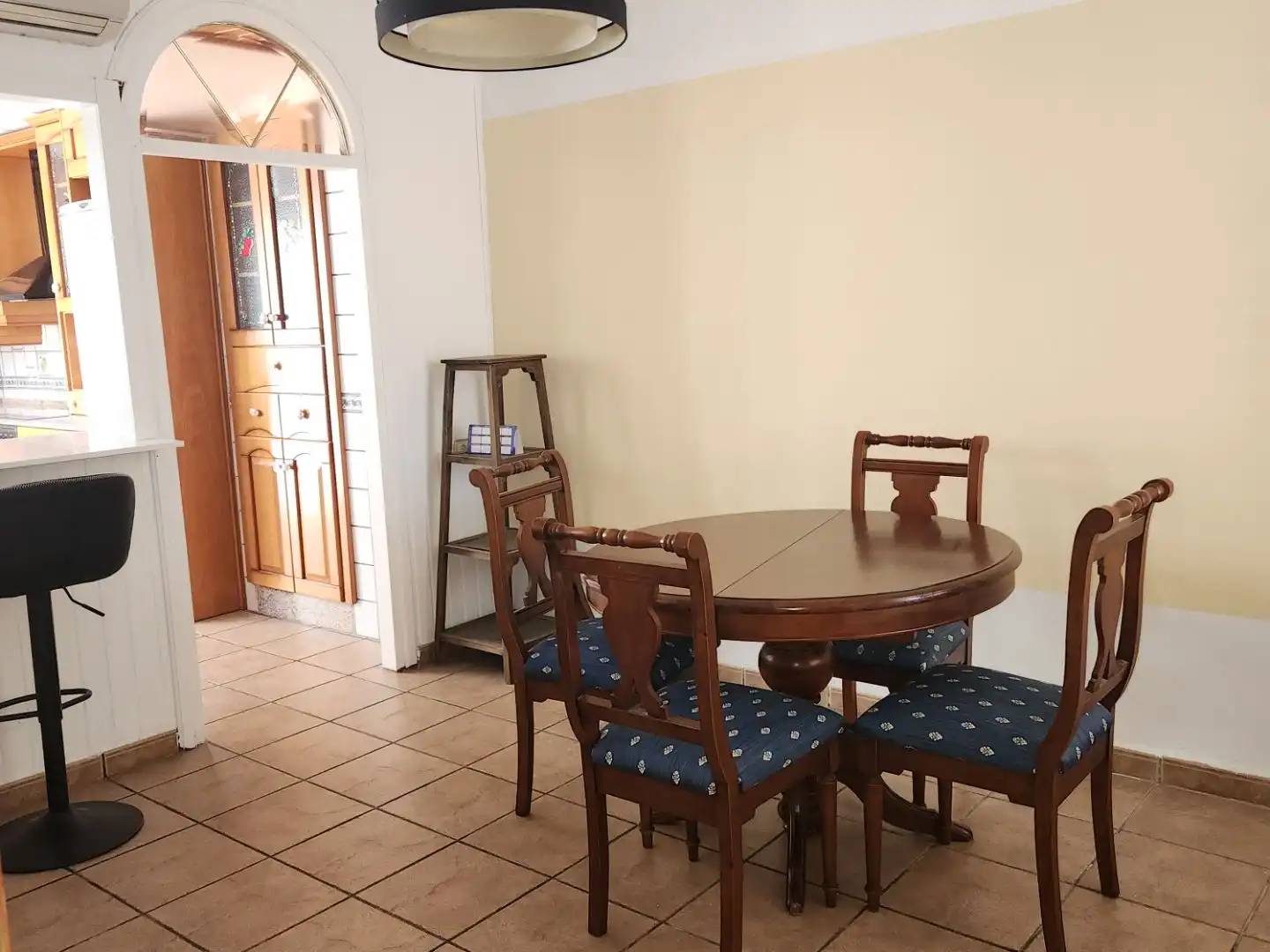 Dachboden zur Miete in Carrer de les Ferreries, 14, Castalla Dachboden zur Miete in Carrer de les Ferreries, 14, Castalla