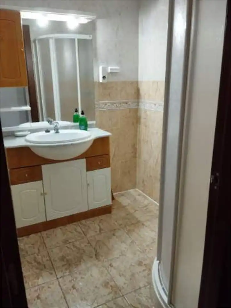 Flat for rent in Oeste Bathroom of Flat for rent in Mérida with Heating, Terrace and Furnished