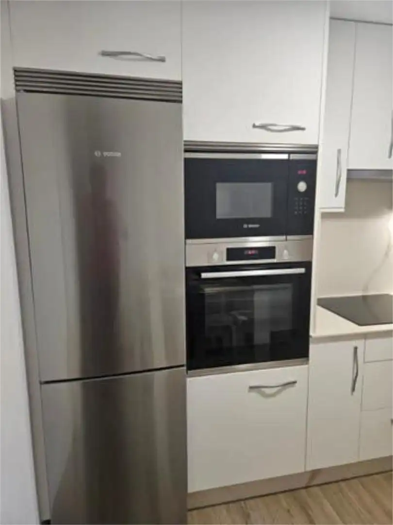 Apartamento de alquiler en Casco Histórico Cocina de Apartamento de alquiler en Santiago de Compostela con Amueblado