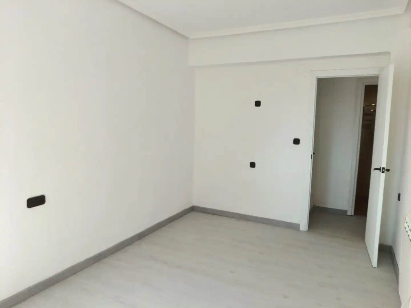 Piso en venta en Avenida República Argentina, 54, Anduva - Miranda sur Piso en venta en Avenida República Argentina, 54, Anduva - Miranda sur