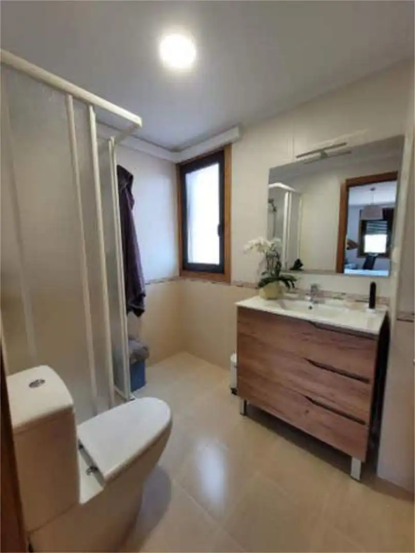 Wohnung zum Verkauf in Ponteareas Badezimmer von Wohnung zum Verkauf in Ponteareas mit Heizung, Abstellraum und Möbliert