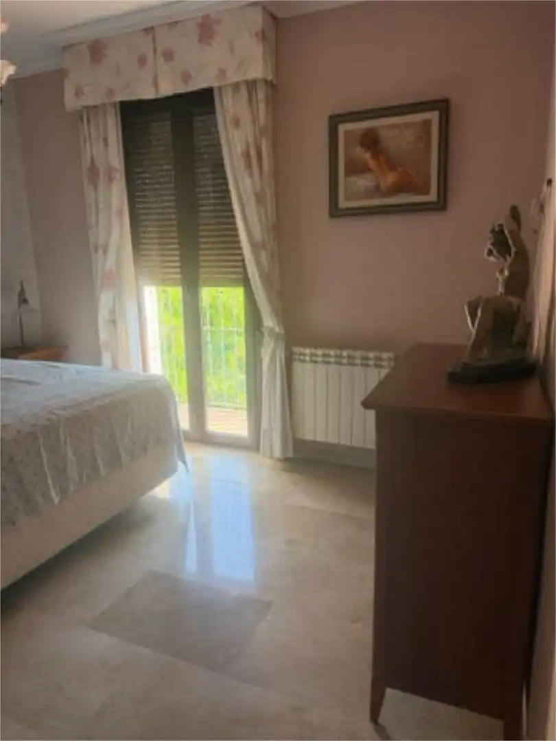 Flat for rent in Cabra Bedroom of Flat for rent in Cabra with Heating, Terrace and Swimming Pool