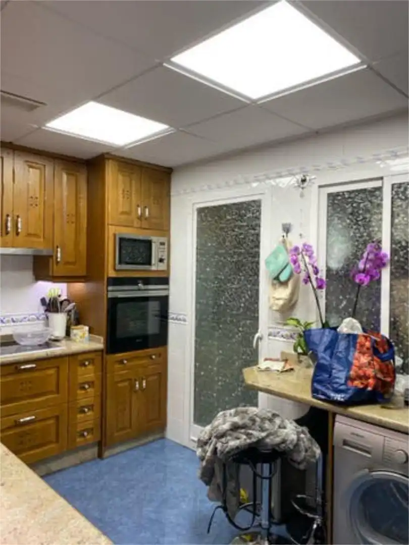 Flat for rent in Cabra Kitchen of Flat for rent in Cabra with Heating, Terrace and Swimming Pool