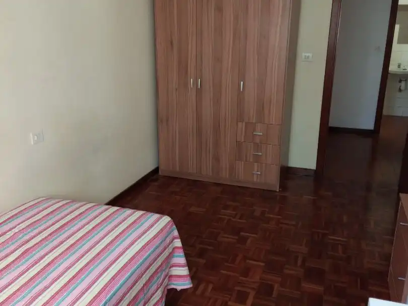 Piso de alquiler en Rúa Arquitecto Rey Pedreira, 2, Riazor - Visma Habitación de Piso de alquiler en A Coruña Capital con Parquet y Amueblado