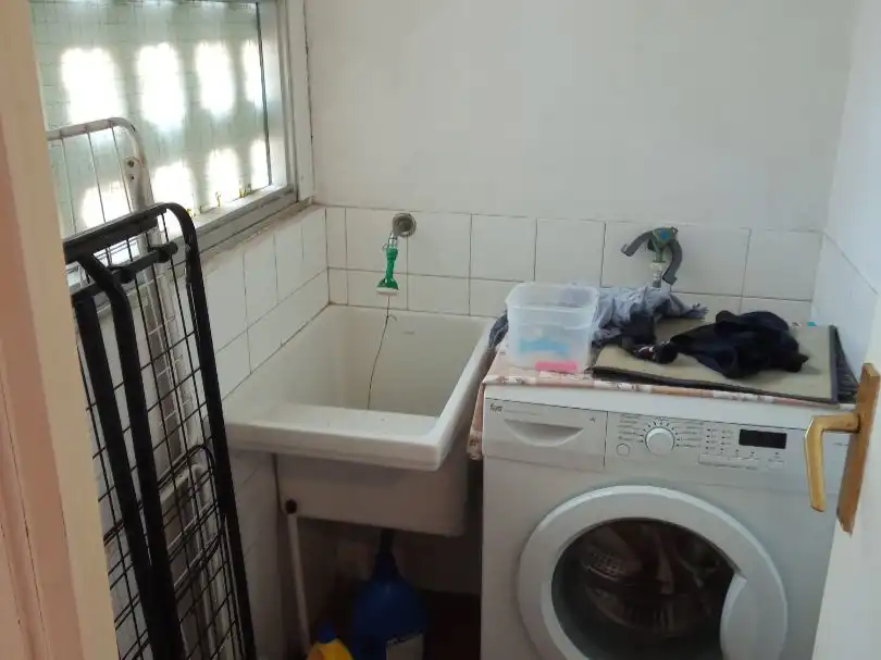 Piso de alquiler en Rúa Arquitecto Rey Pedreira, 2, Riazor - Visma Baño de Piso de alquiler en A Coruña Capital con Parquet y Amueblado
