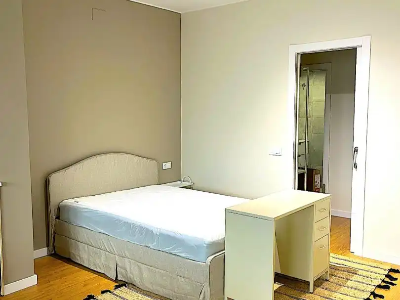 Flat for rent in Carrer D'espinoi, 16, El Putget i el Farró Bedroom of Flat for rent in Barcelona Capital with Air Conditioner