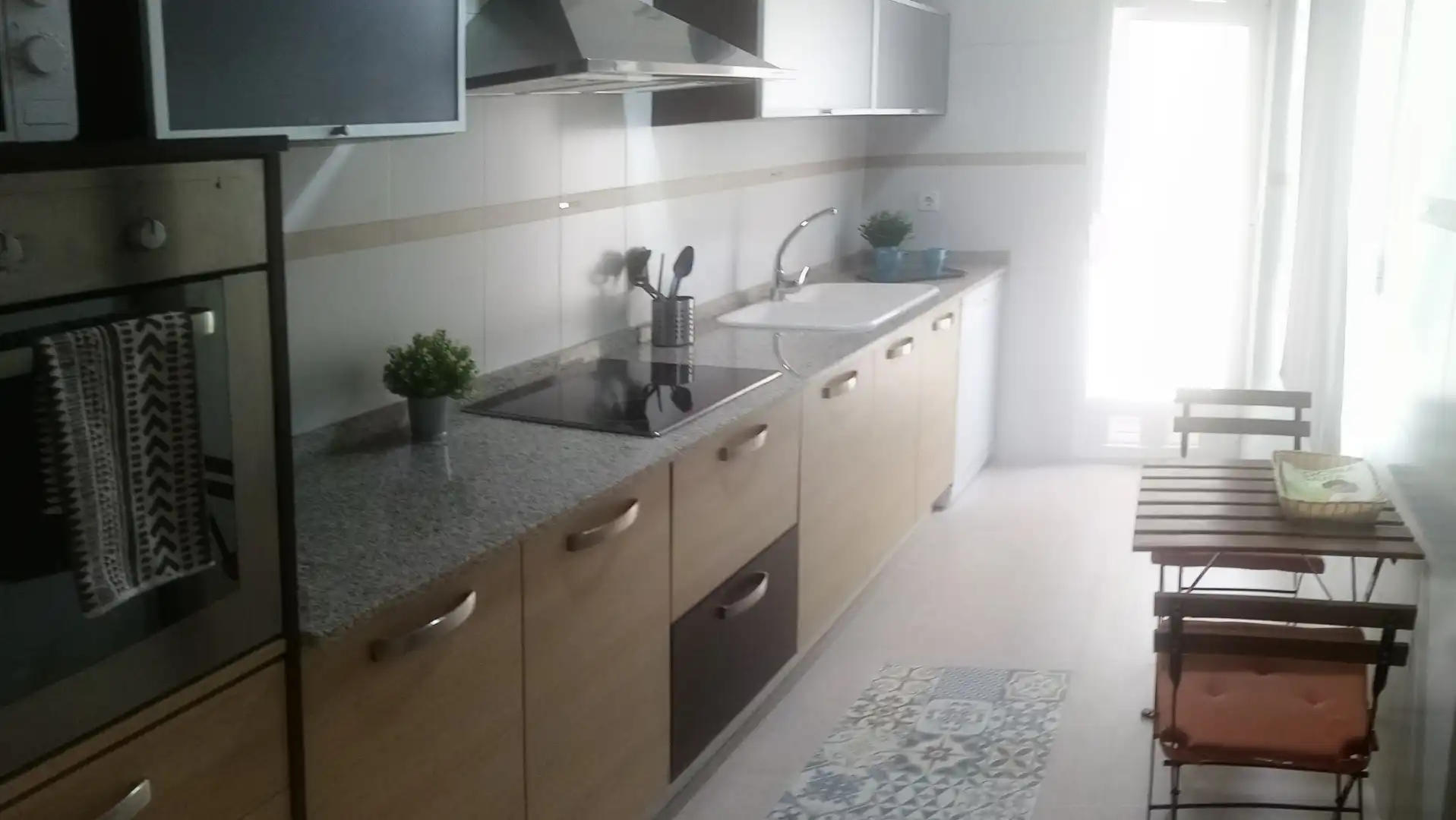 Piso de alquiler en Avinguda del Doctor Ruiz I Comes, El Castellar i l'Oliverar Cocina de Piso de alquiler en Valencia con Aire acondicionado, Calefacción y Terraza