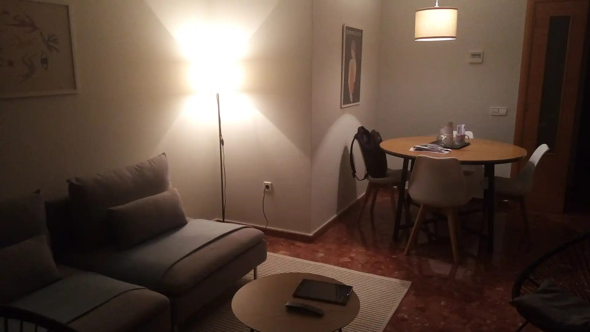 Piso de alquiler en Avinguda del Doctor Ruiz I Comes, El Castellar i l'Oliverar Sala de estar de Piso de alquiler en Valencia con Aire acondicionado, Calefacción y Terraza