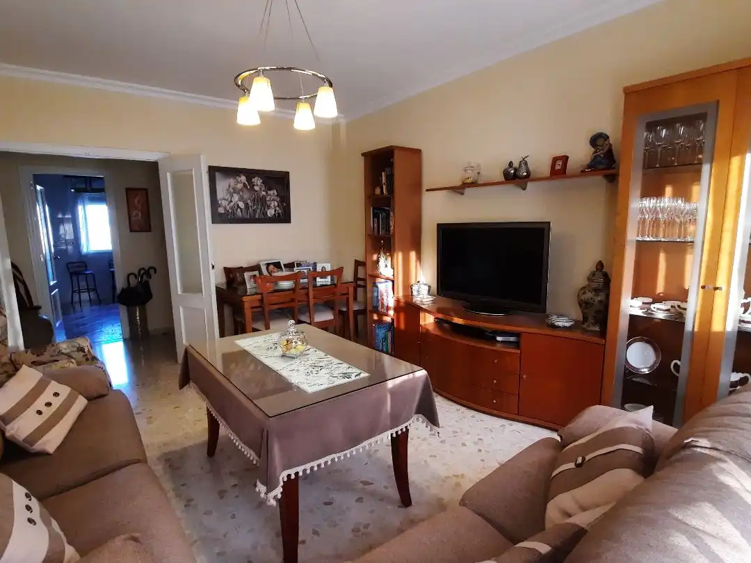 Wohnung zum Verkauf in Calle Cerrillo, 8, Aguilar de la Frontera Wohnzimmer von Wohnung zum Verkauf in Aguilar de la Frontera mit Klimaanlage, Abstellraum und Balkon