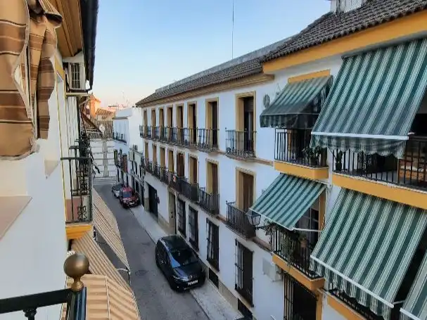 Wohnung zum Verkauf in Calle Cerrillo, 8, Aguilar de la Frontera Außenansicht von Wohnung zum Verkauf in Aguilar de la Frontera mit Klimaanlage, Abstellraum und Balkon
