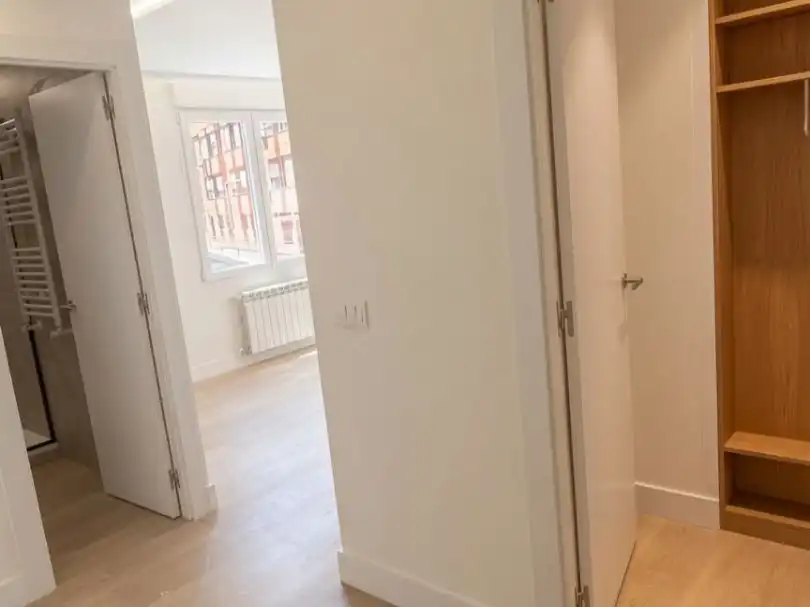 Flat for sale in Calle del Delfín, 1, Almenara -Ventilla Flat for sale in Madrid with Air Conditioner, Heating and Parquet flooring