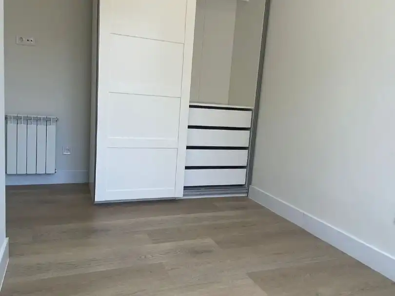 Flat for sale in Calle del Delfín, 1, Almenara -Ventilla Bedroom of Flat for sale in Madrid with Air Conditioner, Heating and Parquet flooring