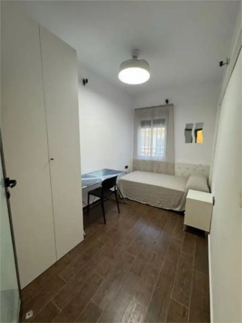 Flat for rent in La Victoria Bedroom of Flat for rent in Melilla
