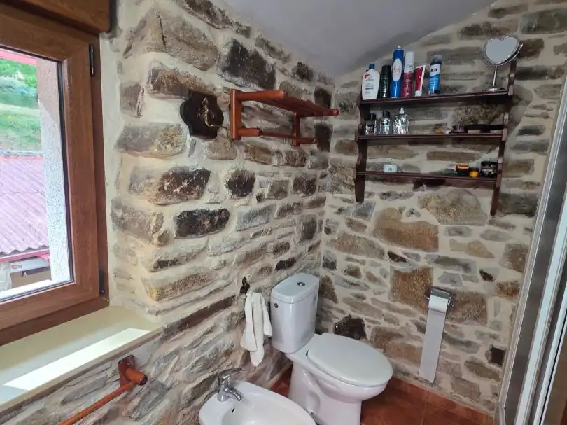 Casa o chalet en venta en DP-1406, 8, Cabana de Bergantiños Baño de Casa o chalet en venta en Cabana de Bergantiños con Calefacción, Jardín privado y Parquet