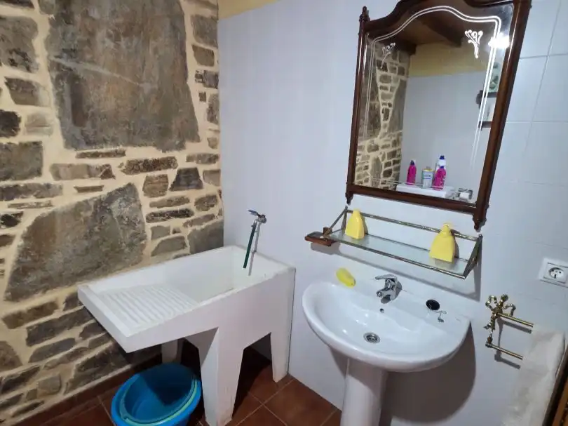 Casa o chalet en venta en DP-1406, 8, Cabana de Bergantiños Baño de Casa o chalet en venta en Cabana de Bergantiños con Calefacción, Jardín privado y Parquet