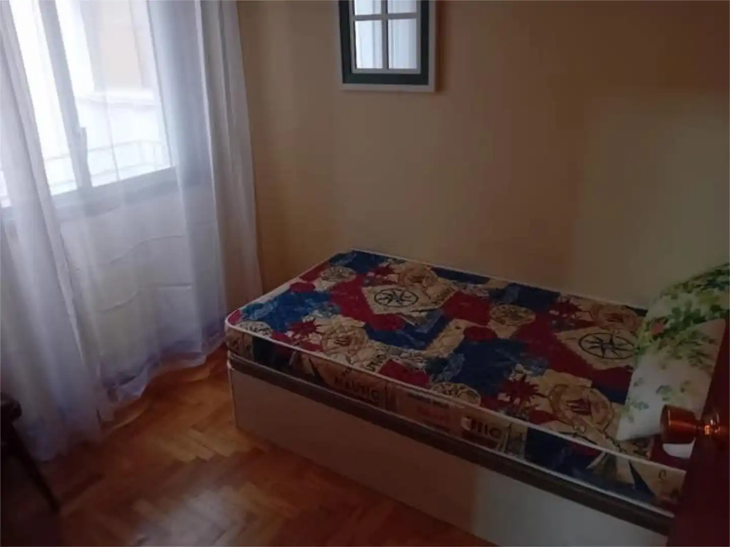 Bedroom of Flat for rent in Vigo   with Heating, Terrace and Furnished