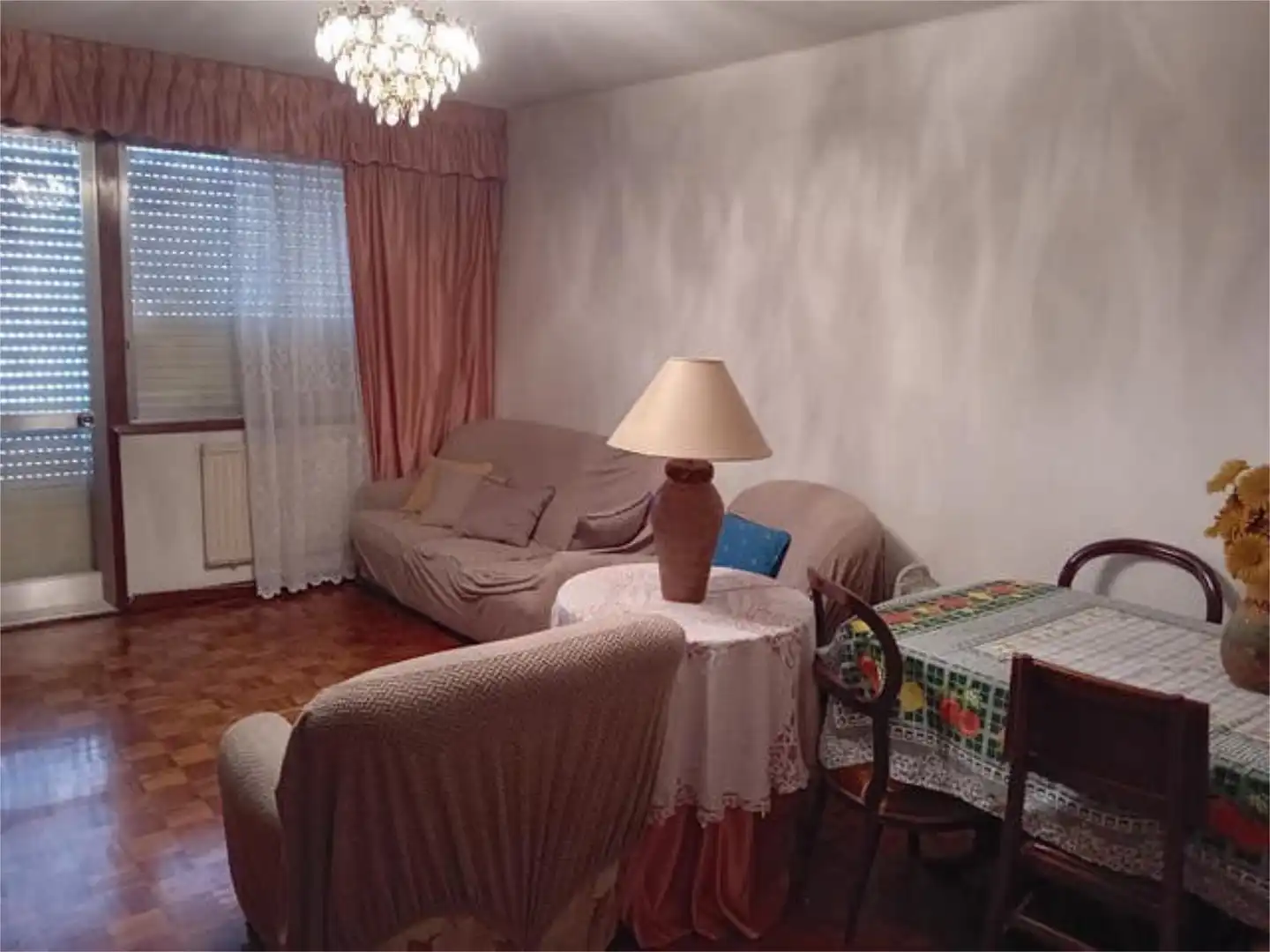 Living room of Flat for rent in Vigo   with Heating, Terrace and Furnished