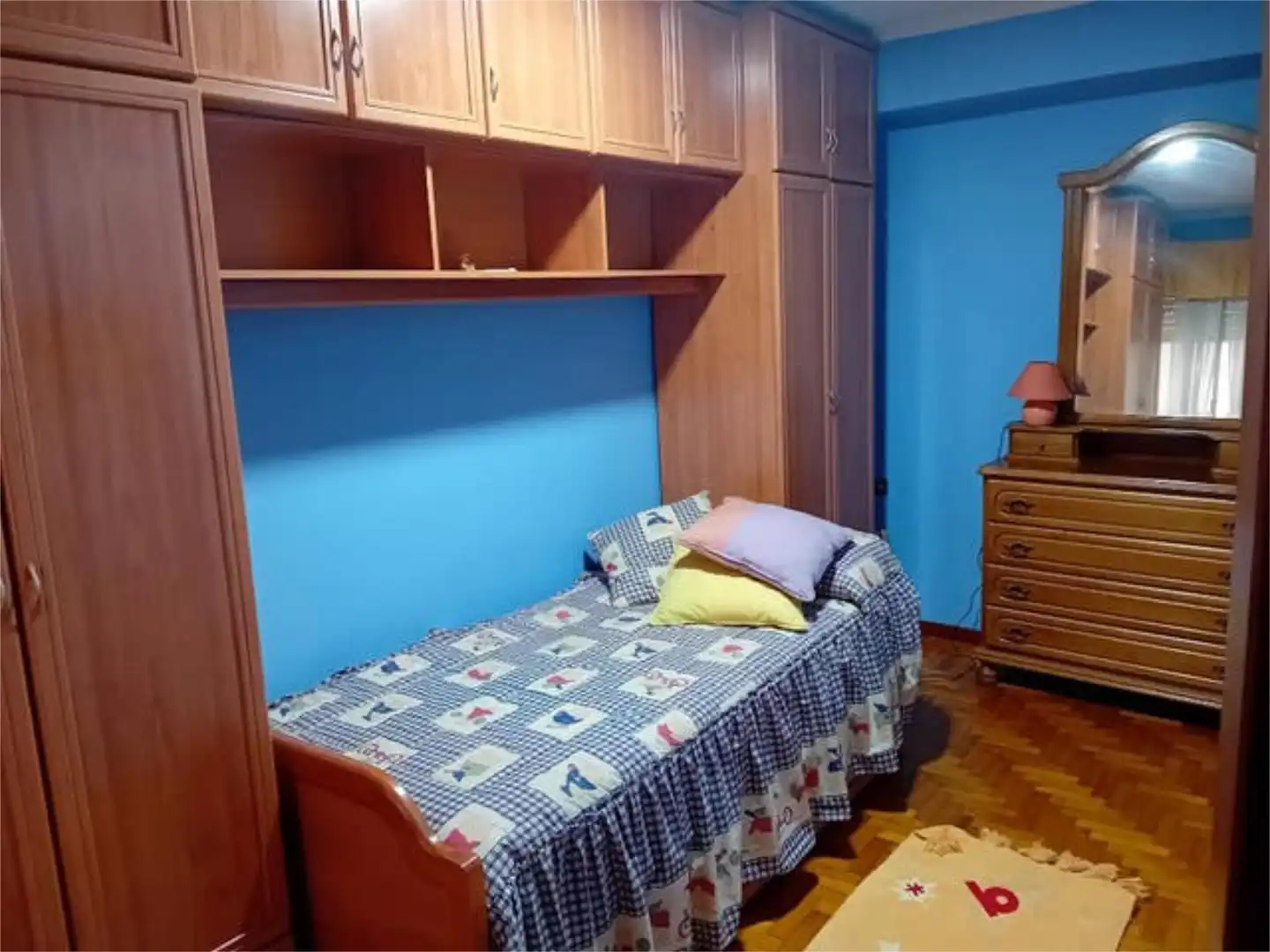 Bedroom of Flat for rent in Vigo   with Heating, Terrace and Furnished