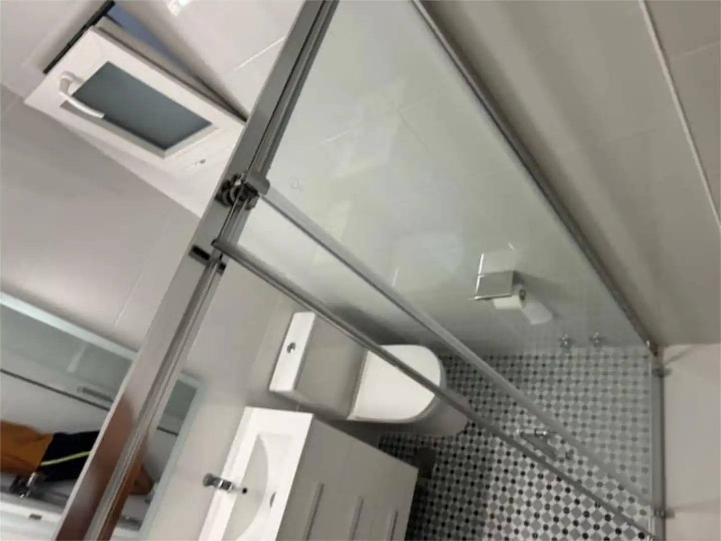 Bathroom of Flat for rent in Huelva  with Heating and Terrace