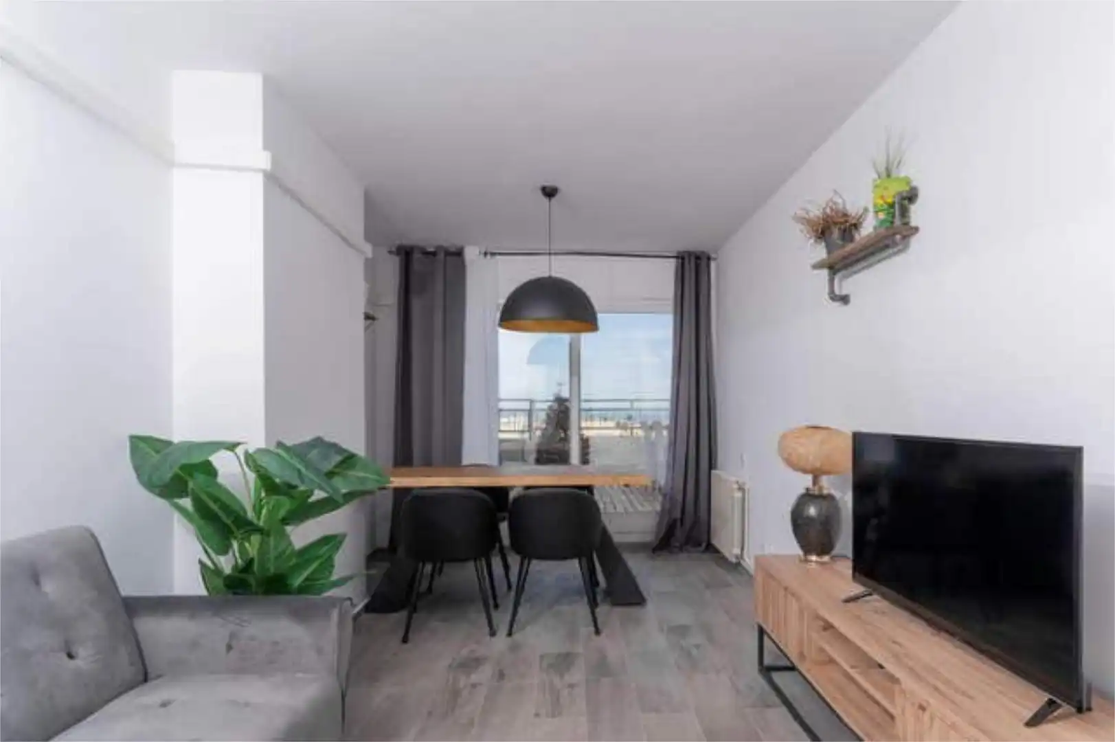 Attic for rent in Centre Living room of Attic for rent in La Ràpita with Terrace and Furnished
