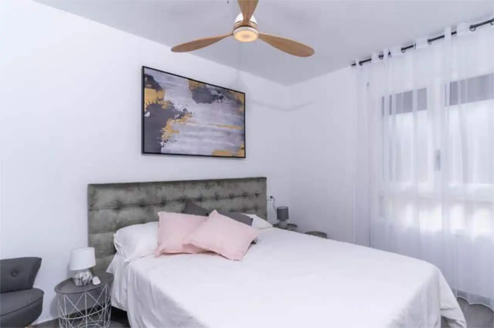 Attic for rent in Centre Bedroom of Attic for rent in La Ràpita with Terrace and Furnished