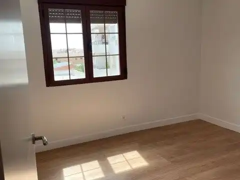 Flat for sale in Calle Valencia, 3, Santa Cruz de la Zarza Bedroom of Flat for sale in Santa Cruz de la Zarza with Parquet flooring, Terrace and Storage room