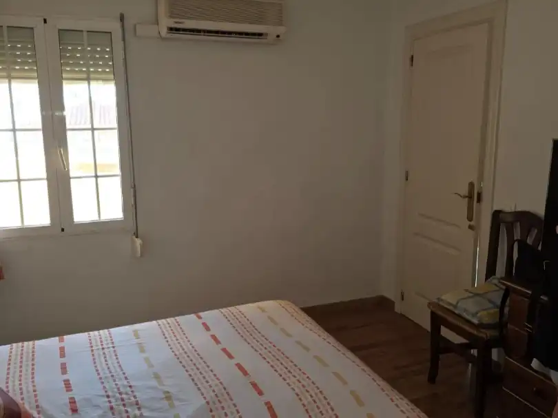 Casa o xalet en venda a Avinguda D'escandinàvia, 41, Gran Vista - Olivo de Oro Dormitori de Casa o xalet en venda en Santa Pola amb Aire condicionat, Terrassa i Piscina