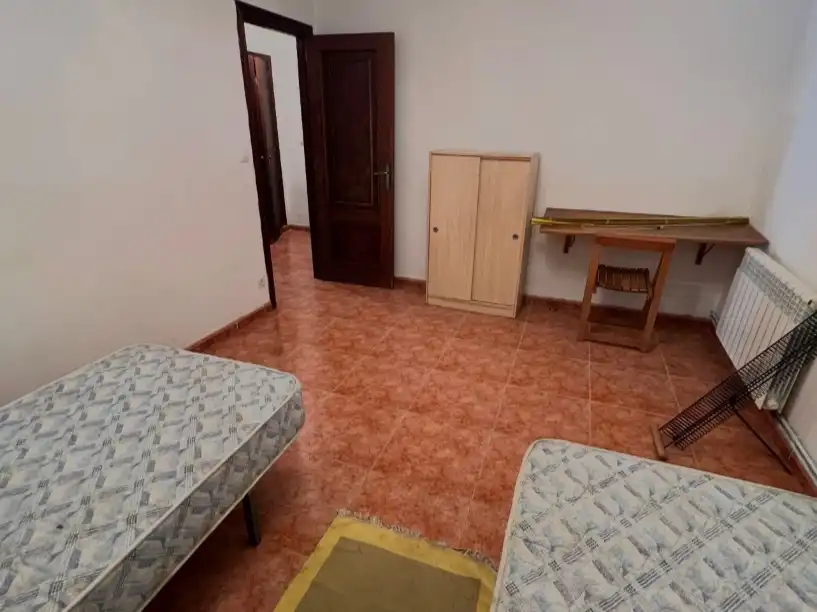 Erdgeschoss zum Verkauf in Barrio Chan, 13, Mondariz Schlafzimmer von Erdgeschoss zum Verkauf in Mondariz mit Heizung, Privatgarten und Möbliert