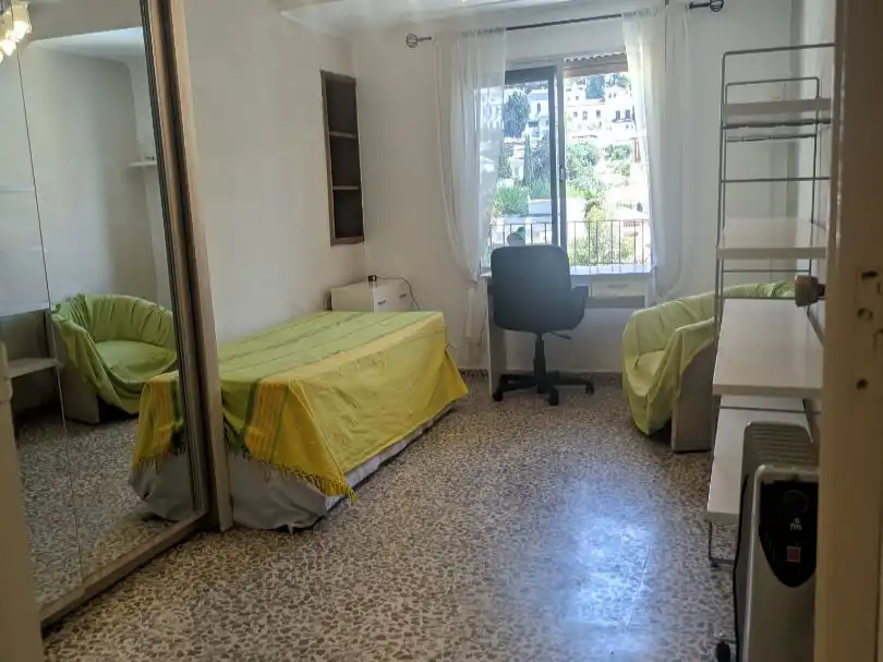 Piso de alquiler en Calle Molinos, 66, San Matías - Realejo Habitación de Piso de alquiler en Granada con Amueblado y Balcón