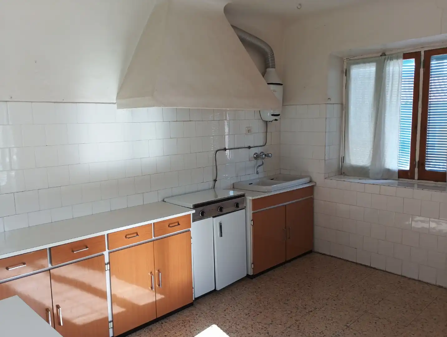 Cuina de Casa adosada en venda en Torralba de Calatrava amb Calefacció, Jardí privat i Terrassa