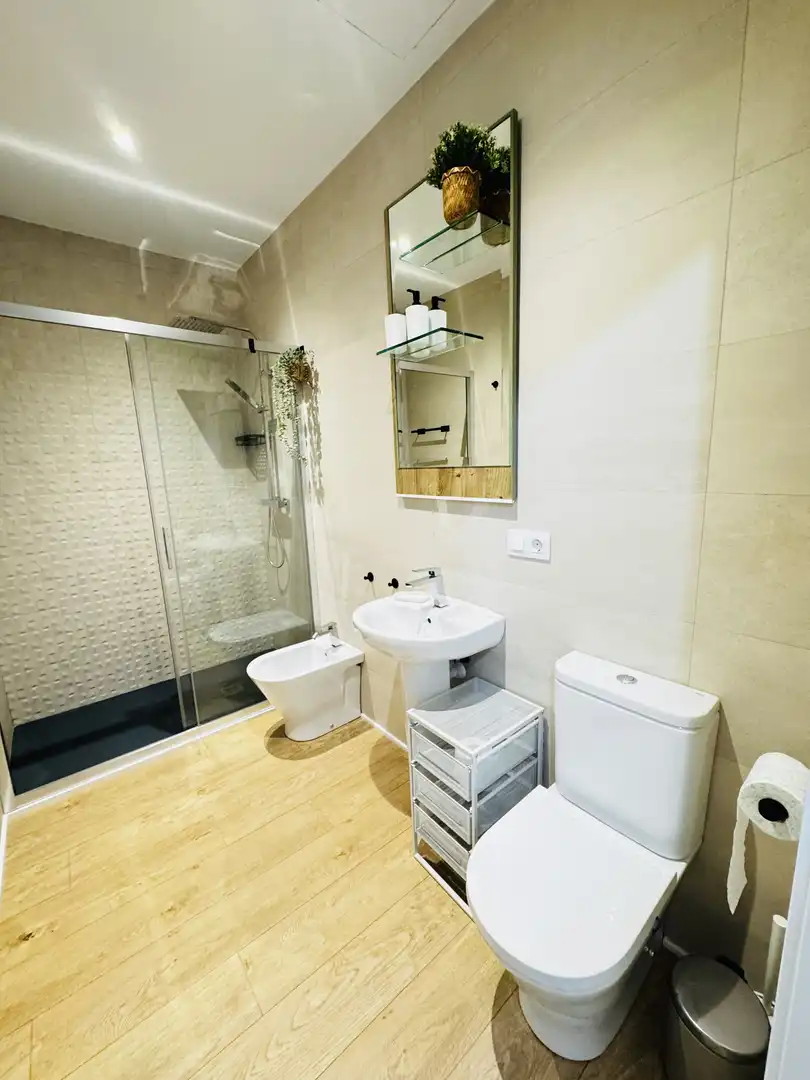 Apartamento de alquiler en Calle Independencia, 11, Prosperidad - Delicias Baño de Apartamento de alquiler en Salamanca con Aire acondicionado, Calefacción y Parquet