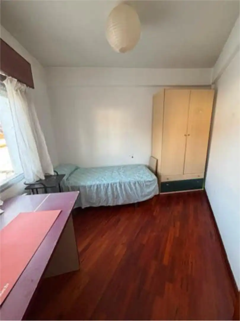 Habitació a Ensanche - Sar Dormitori de Estudi per a compartir en Santiago de Compostela amb Calefacció i Moblat