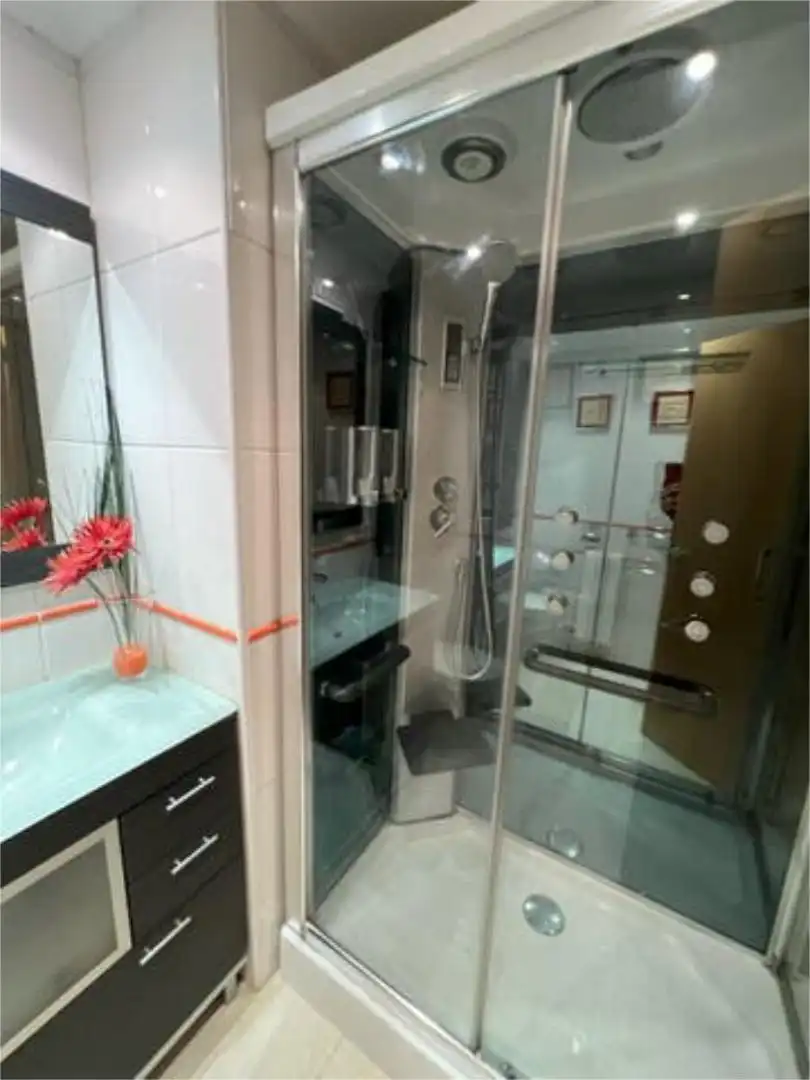 Baño de Estudio de alquiler en Alberite con Calefacción, Trastero y Amueblado