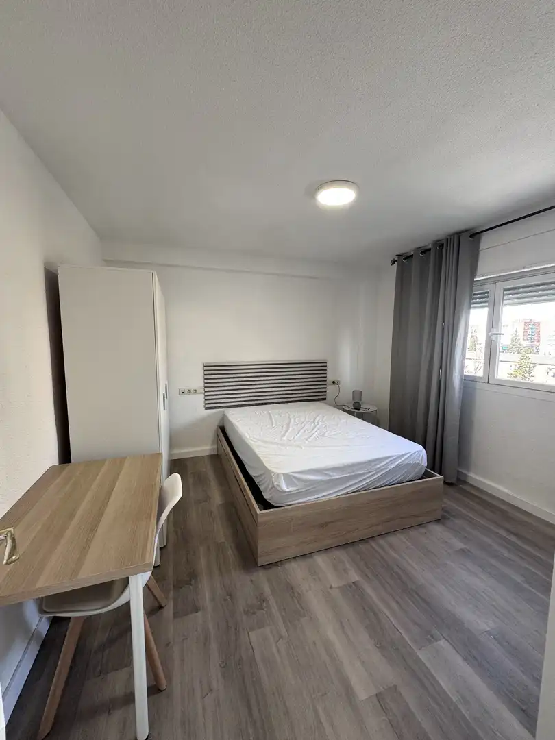 Habitación de Piso de alquiler en Granada con Aire acondicionado, Calefacción y Terraza