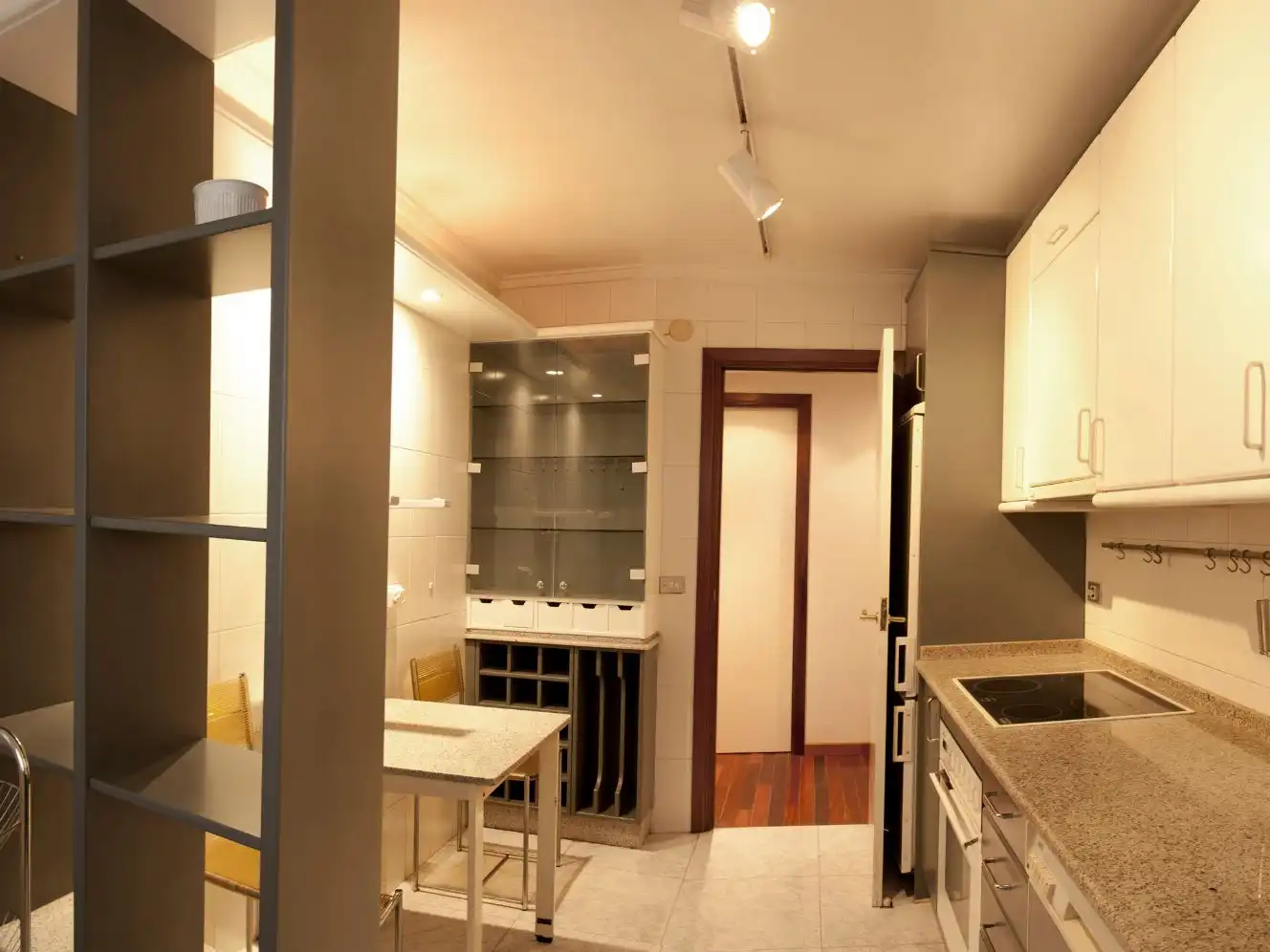 Apartamento en venta en Ronda da Muralla, 25, San Roque - As Fontiñas Cocina de Apartamento en venta en Lugo con Calefacción, Parquet y Trastero
