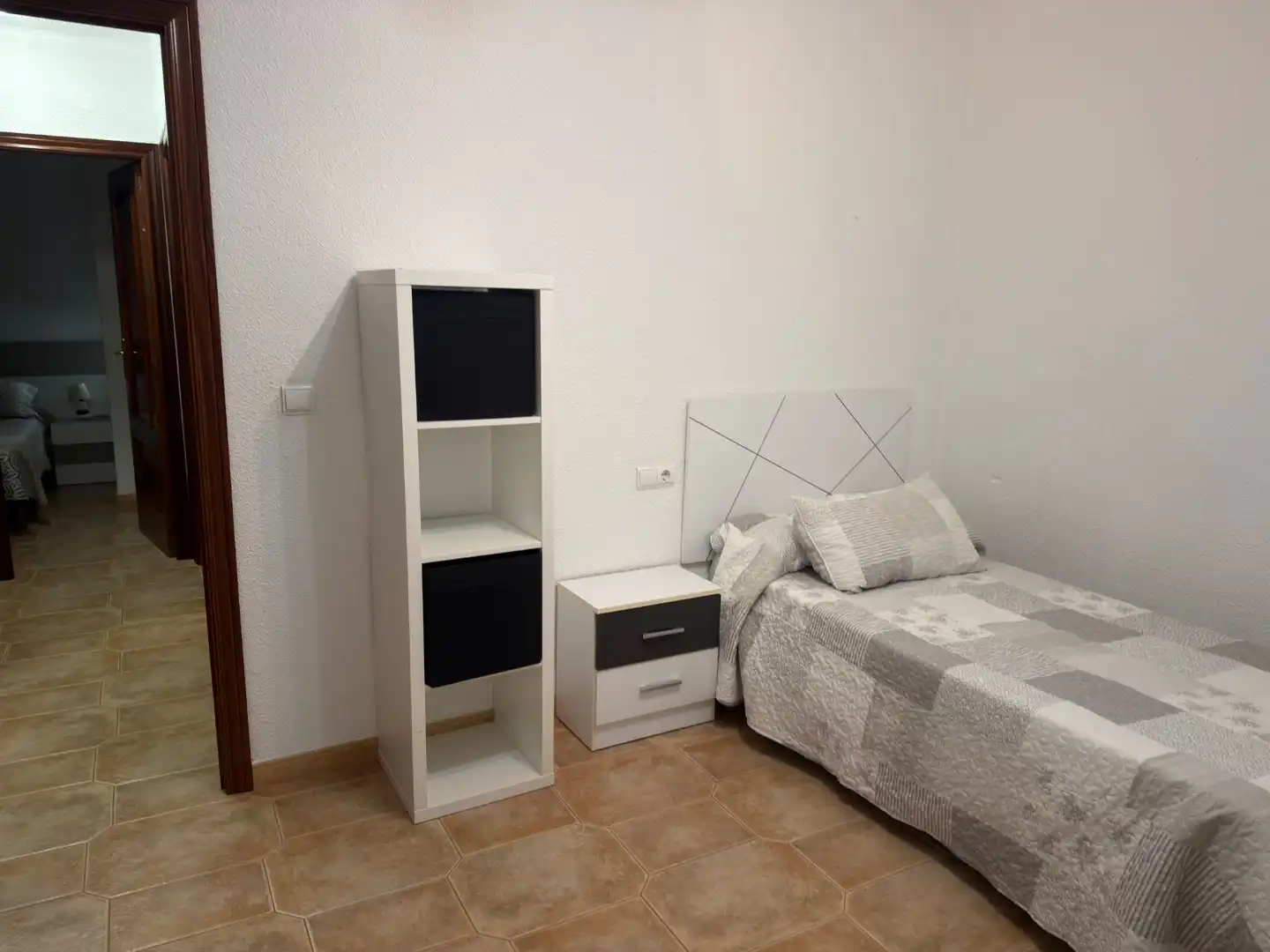 Bedroom of Flat for rent in Ronda  with Air Conditioner, Heating and Furnished