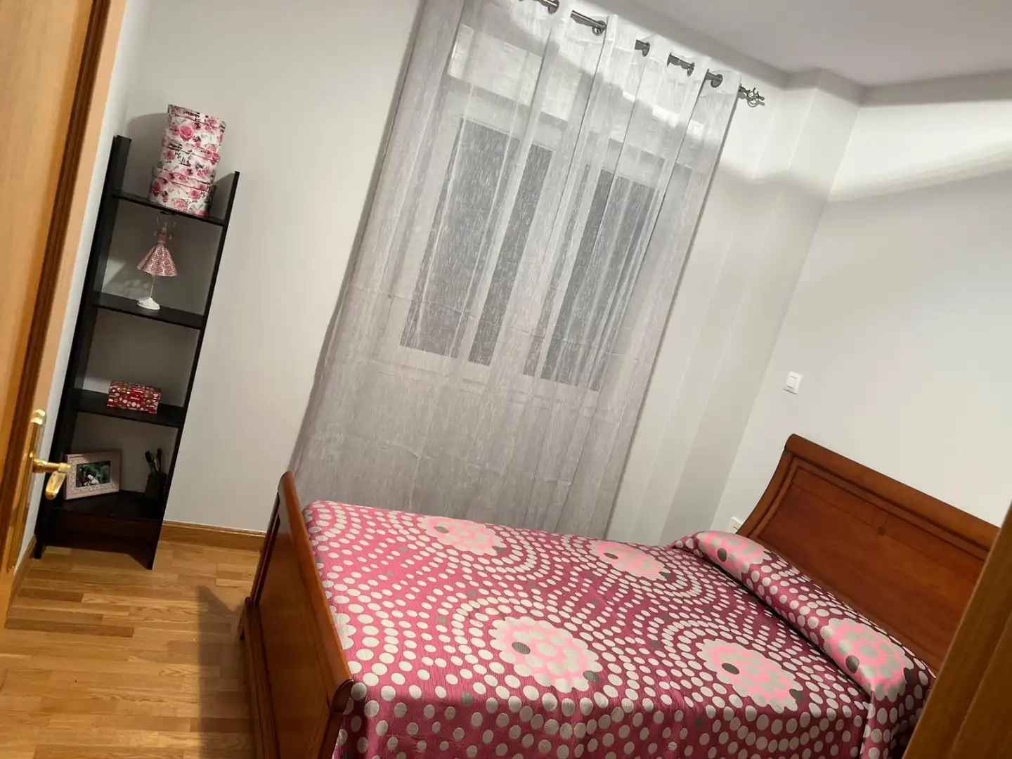 Piso de alquiler en Avenida Papa Juan XXIII, Sur Habitación de Piso de alquiler en Mérida con Aire acondicionado, Calefacción y Parquet