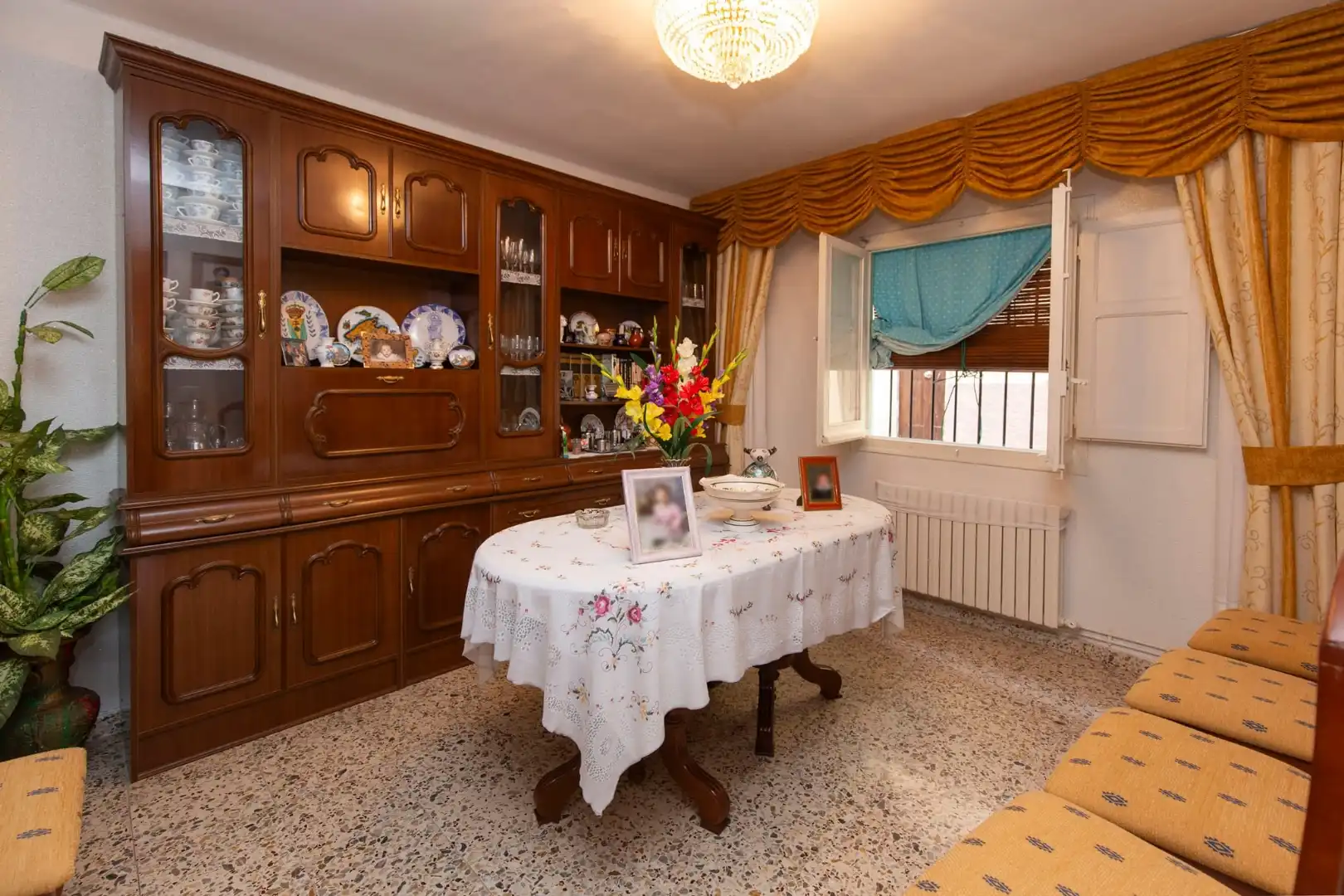 Detached homes for sale in Calle Barrio Alto, 1, Codos Dining room of Detached homes for sale in Codos with Heating, Terrace and Storage room