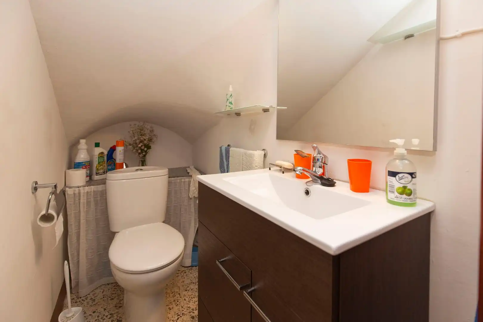 Detached homes for sale in Calle Barrio Alto, 1, Codos Bathroom of Detached homes for sale in Codos with Heating, Terrace and Storage room