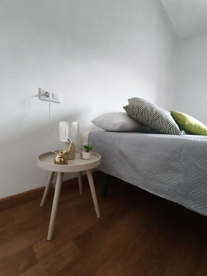 Schlafzimmer von Wohnung zur Miete in Langreo mit Heizung, Parkett und Möbliert
