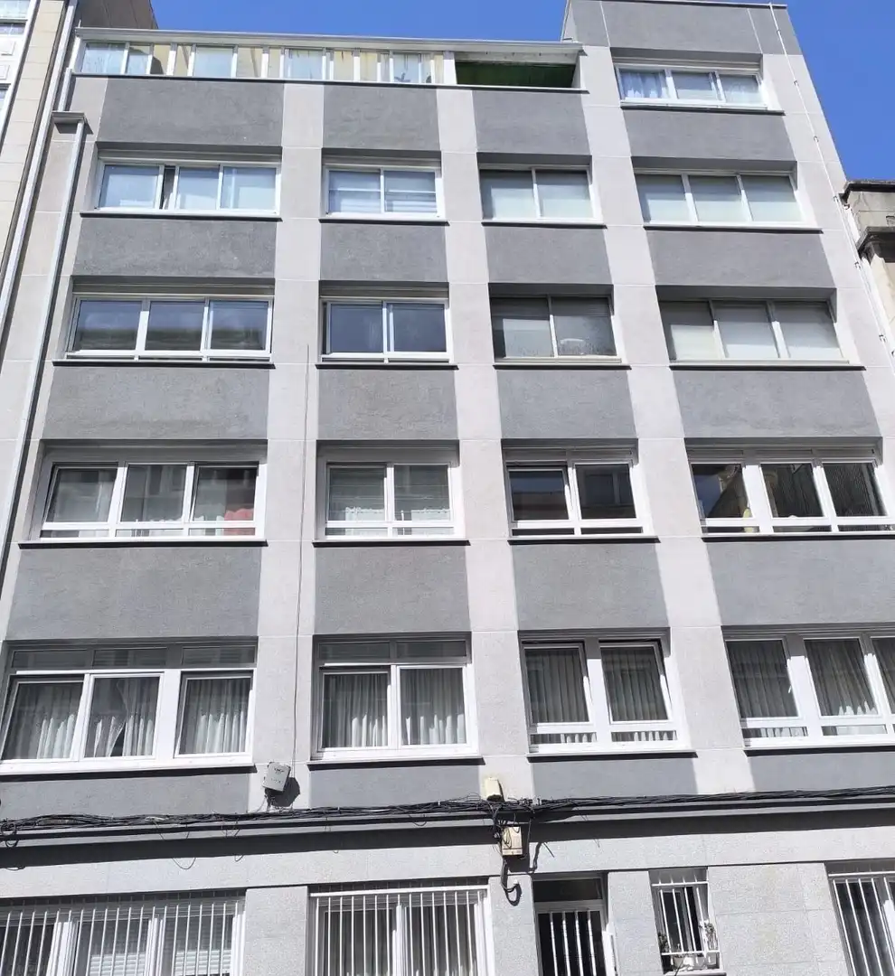 Pis en venda a Rúa Pascual Veiga, 65, Agra del Orzán - Ventorrillo Vista exterior de Pis en venda en A Coruña Capital amb Videoporter