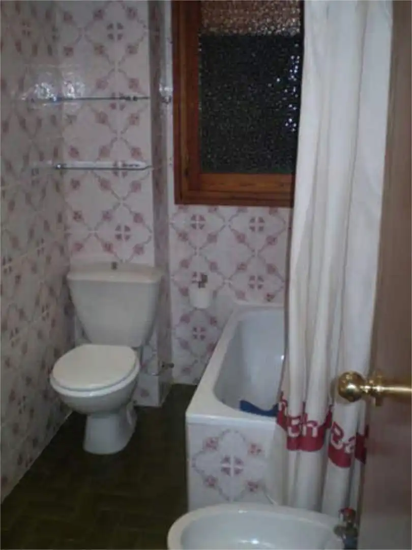 Study for rent in Centro ciudad Bathroom of Study for rent in Linares