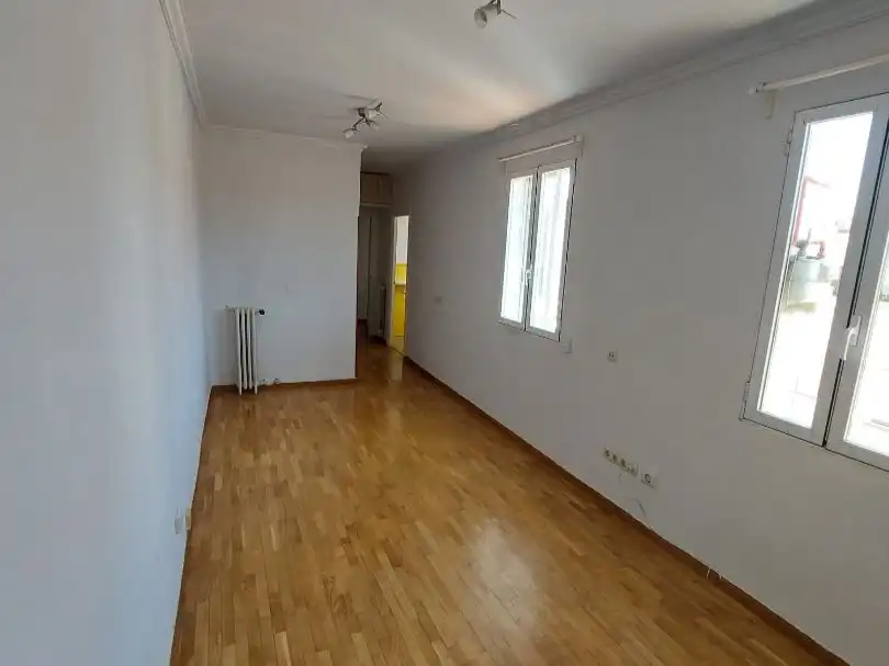 Apartments for sale in Calle de Antonio Palomino, 4, Chamberí Living room of Apartments for sale in Madrid Capital with Air Conditioner