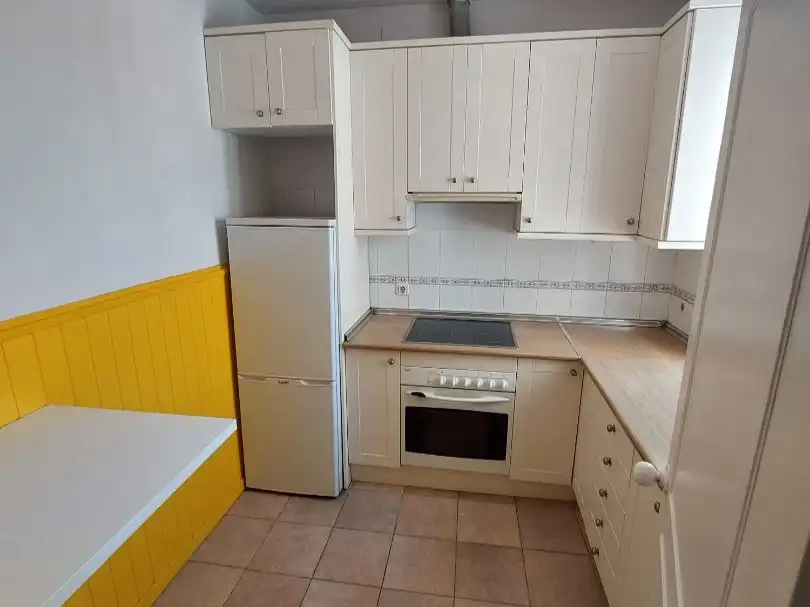 Apartments for sale in Calle de Antonio Palomino, 4, Chamberí Kitchen of Apartments for sale in Madrid Capital with Air Conditioner