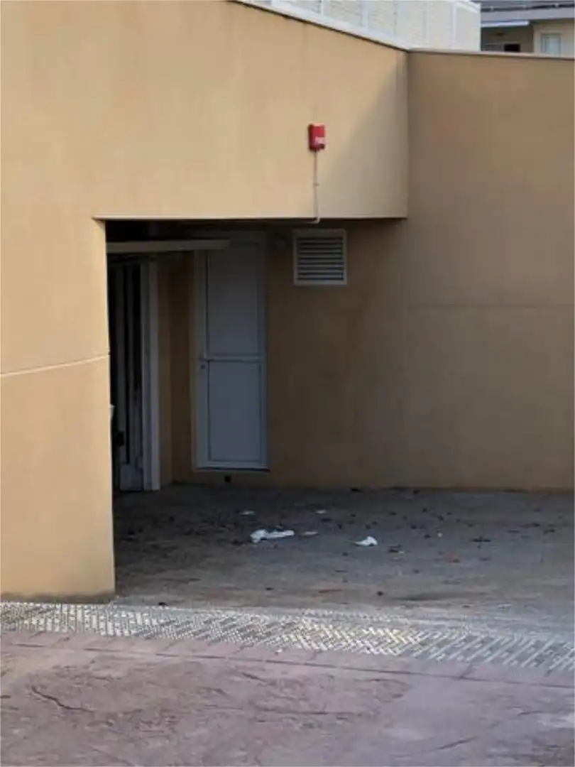 Außenansicht von Garage zur Miete in Cartagena