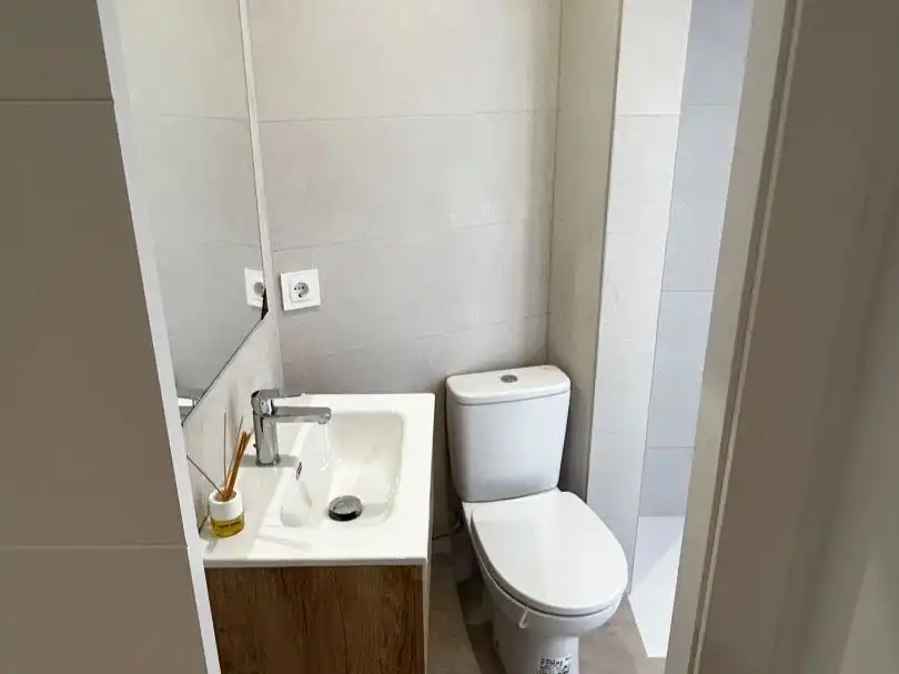 Flat for sale in Carrer Munt, 30, Centre Bathroom of Flat for sale in Sant Andreu de Llavaneres with Balcony
