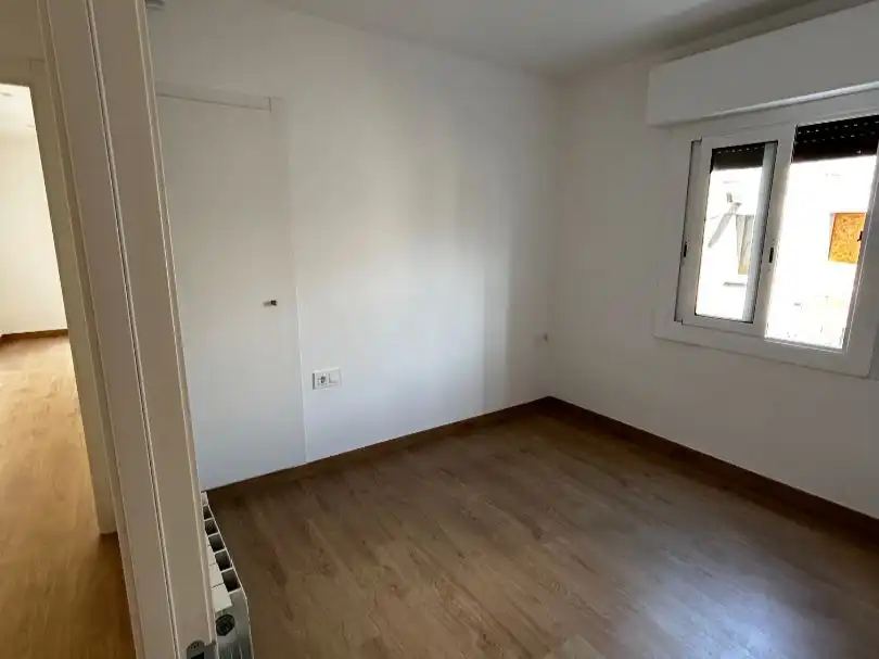 Flat for sale in Carrer Munt, 30, Centre Bedroom of Flat for sale in Sant Andreu de Llavaneres with Balcony
