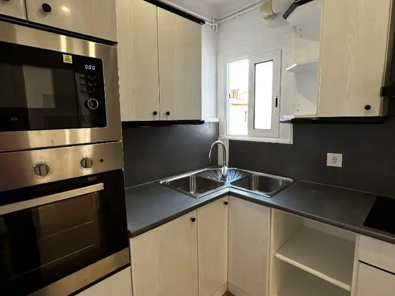 Flat for sale in Carrer Munt, 30, Centre Kitchen of Flat for sale in Sant Andreu de Llavaneres with Balcony