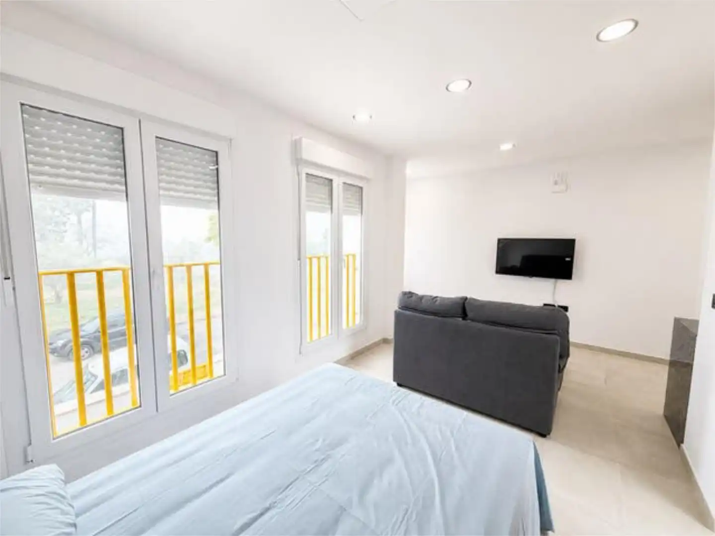 Bedroom of Apartments for rent in Espartinas  with Heating, Private garden and Furnished